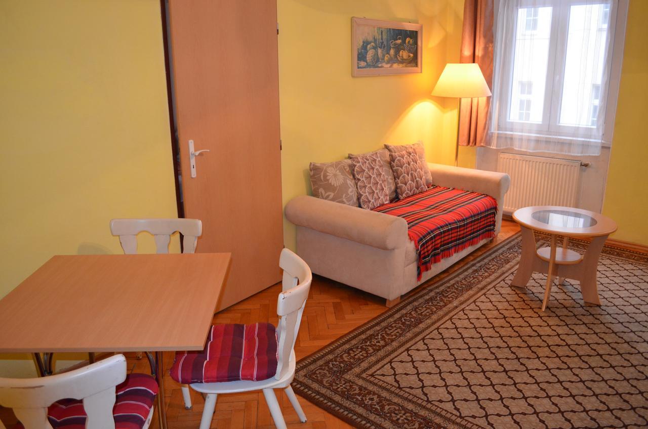 Ab Apartments Карлови Вари Екстериор снимка