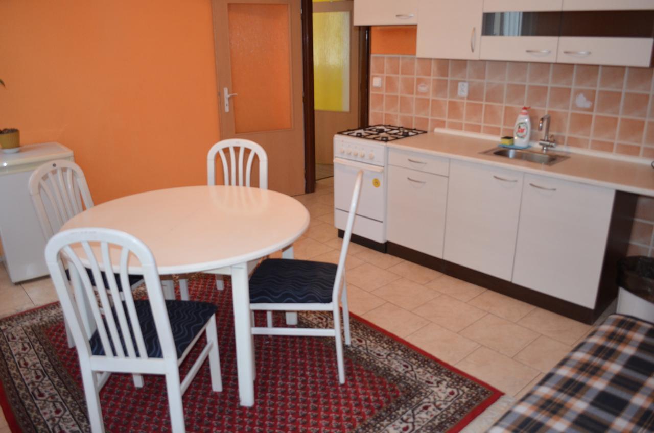 Ab Apartments Карлови Вари Екстериор снимка